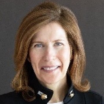 Julia McCarthy